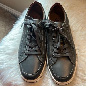 Grey Leather Men’s Shoes with Brown leather accents